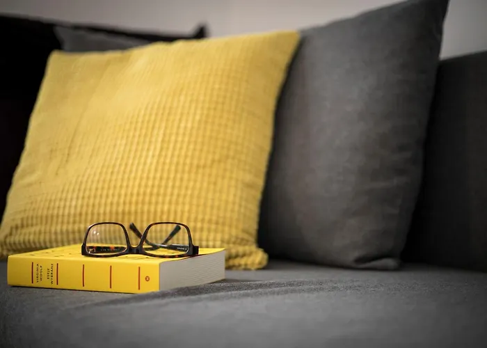 Legnicka Close To The Center Of By Rent Like Apartment