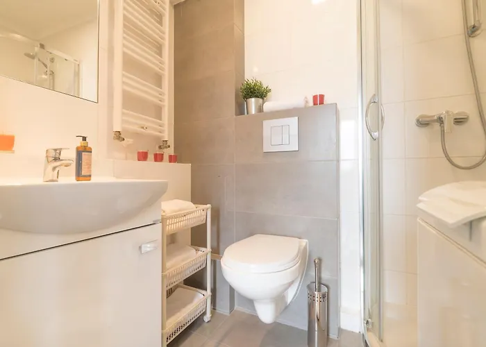 Legnicka Close To The Center Of By Rent Like Breslau